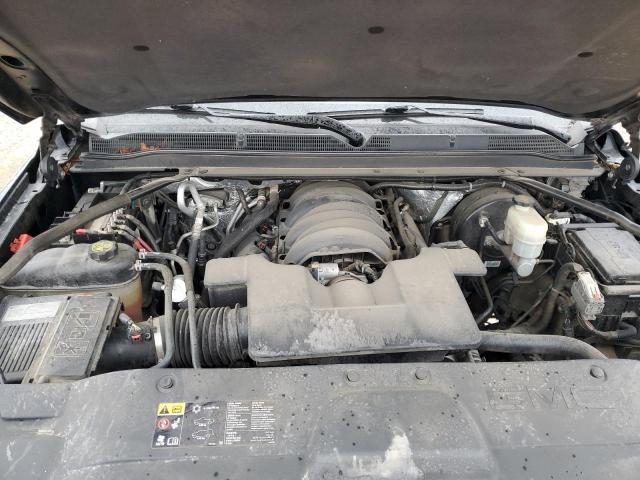 GMC Yukon Denali Image 12