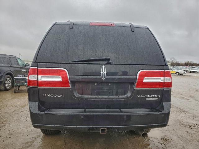 Lincoln Navigator Image 7