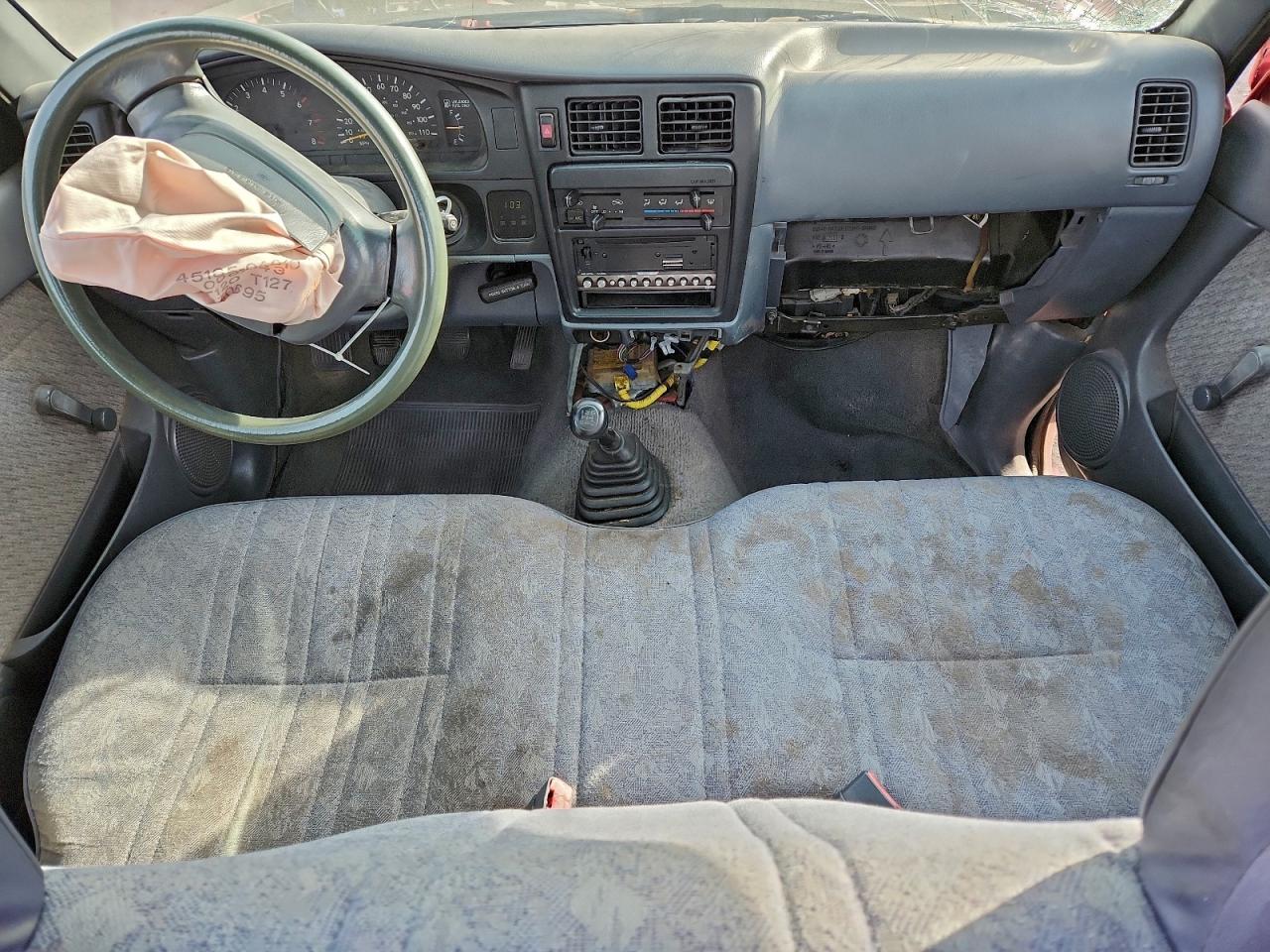 Toyota Tacoma Image 11