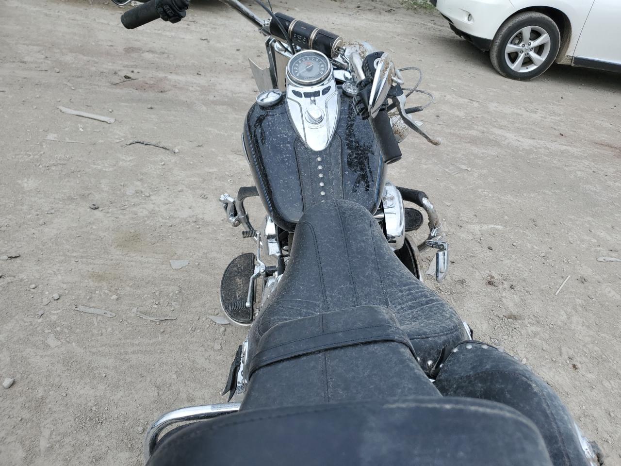 Harley-Davidson Fl Heritage Softail Classic Image 3