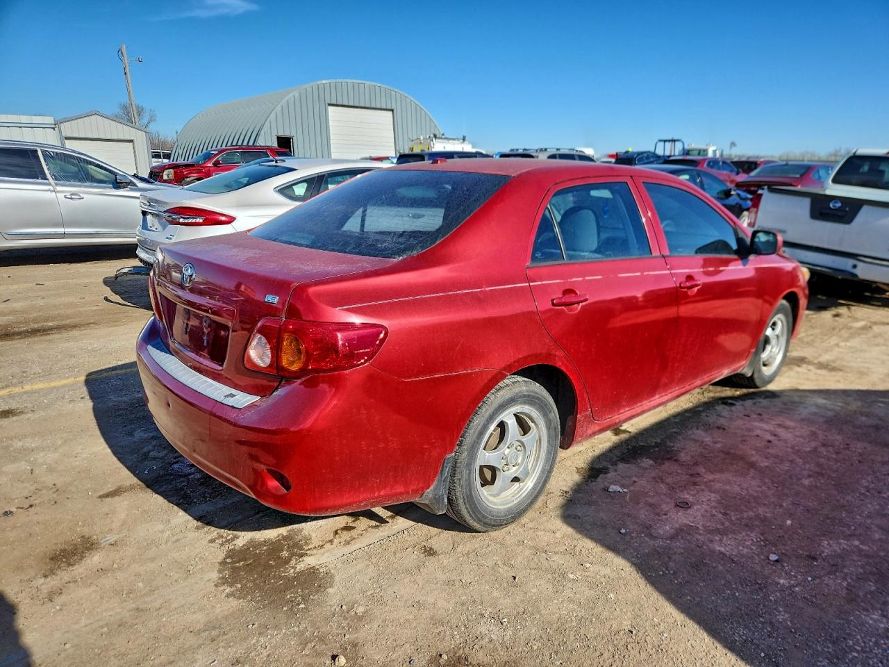 Toyota Corolla Base Image 9