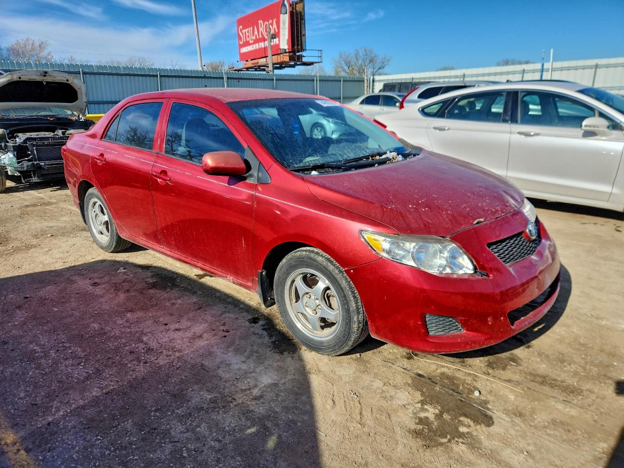 Toyota Corolla Base Image 13