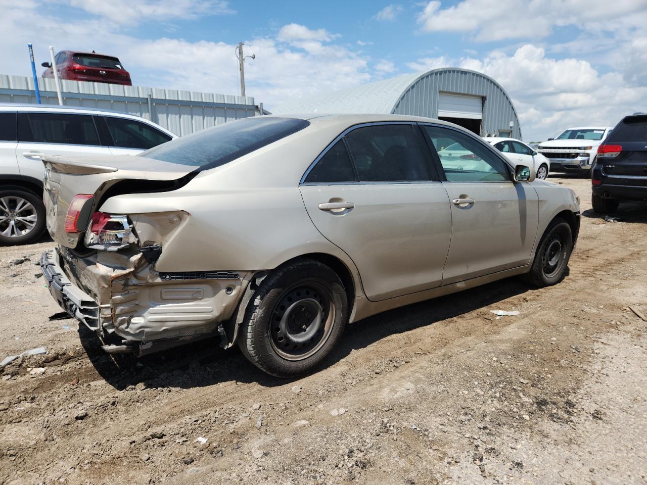 Toyota Camry Ce Image 11