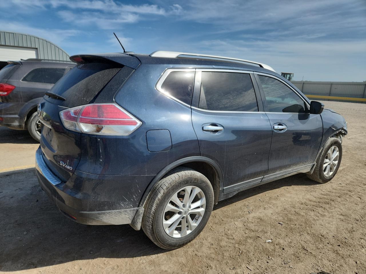 Nissan Rogue S Image 2