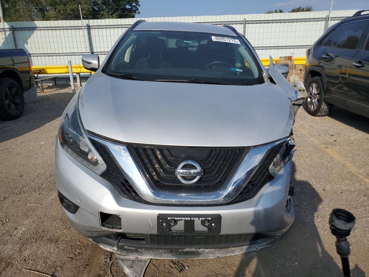 Nissan Murano S Image 9