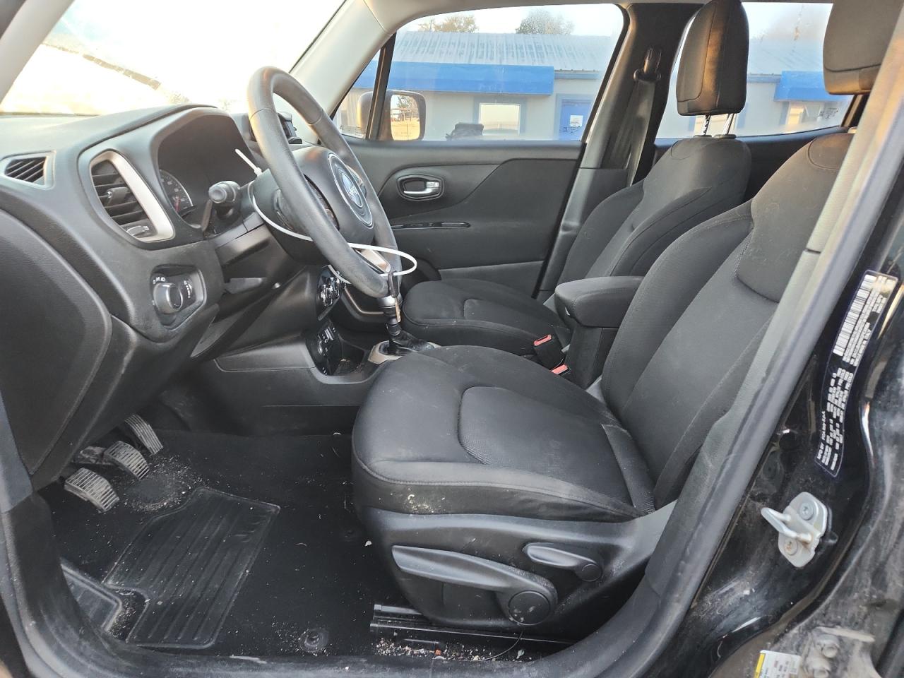 Jeep Renegade Sport Image 3