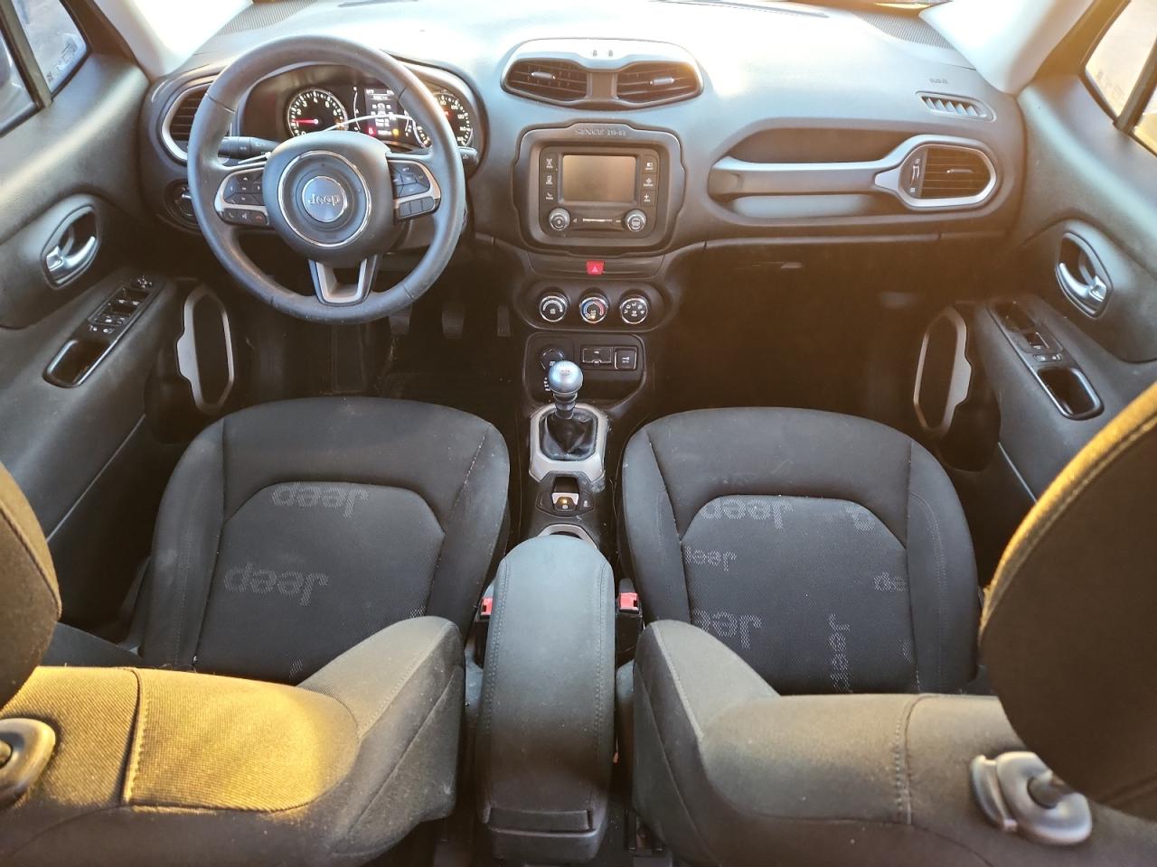Jeep Renegade Sport Image 13