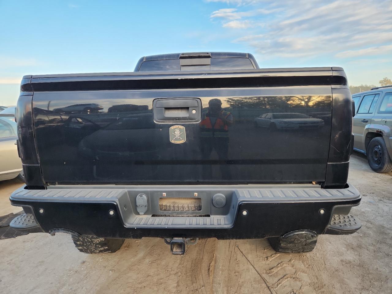 GMC Sierra K1500 Sle Image 11