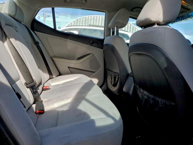 Kia Optima Lx Image 10