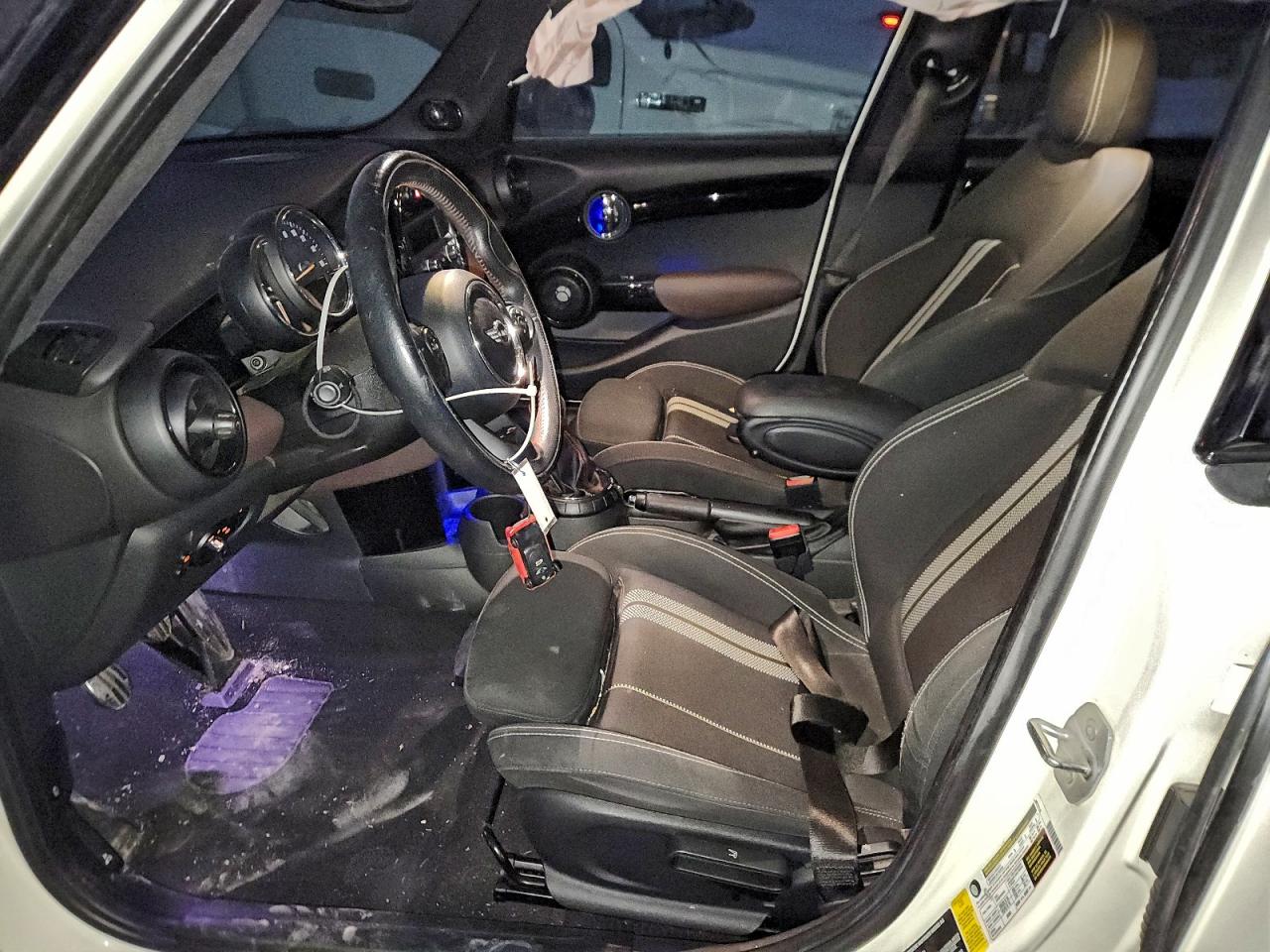 MINI Cooper S Image 10