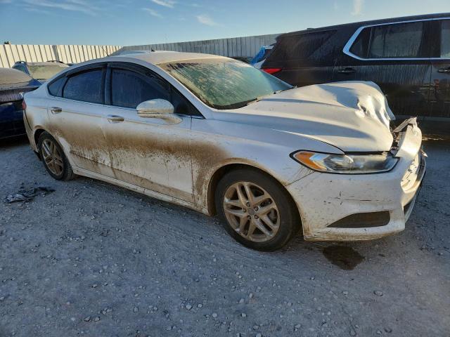 Ford Fusion Se Image 11
