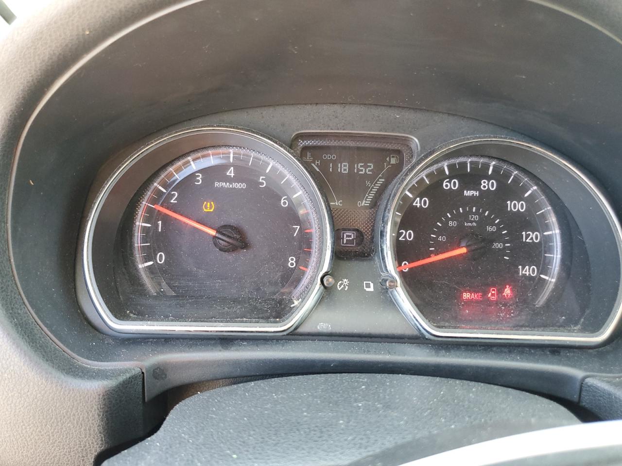 Nissan Versa S Image 9