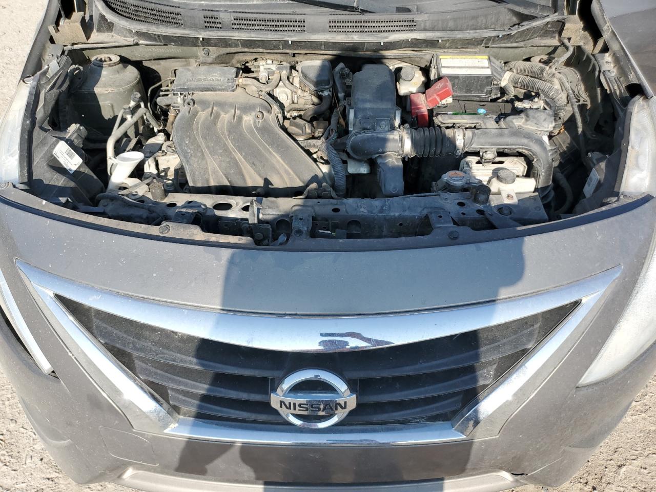 Nissan Versa S Image 10