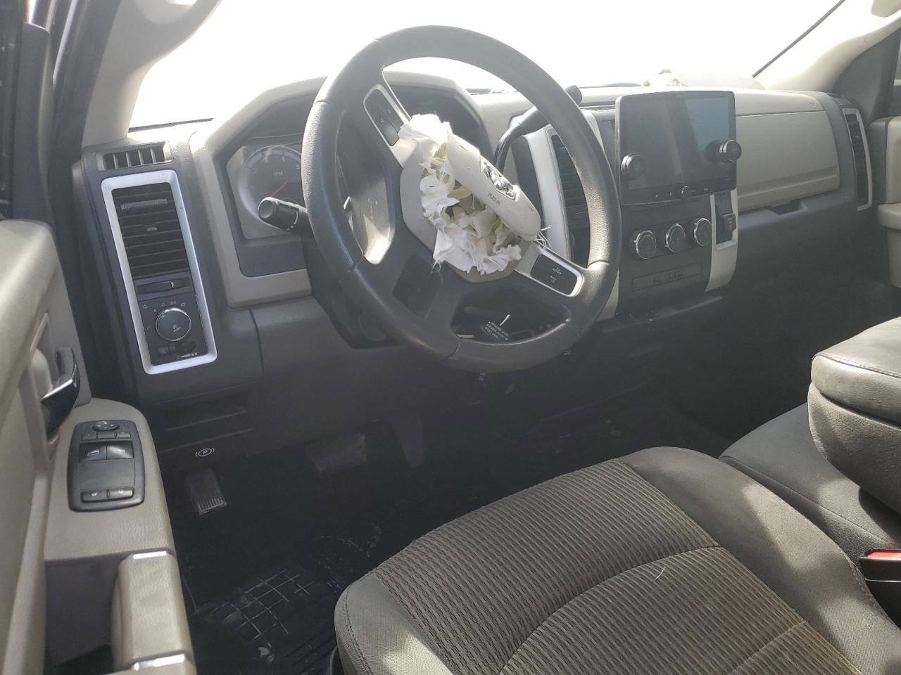 Dodge Ram 1500 Image 10