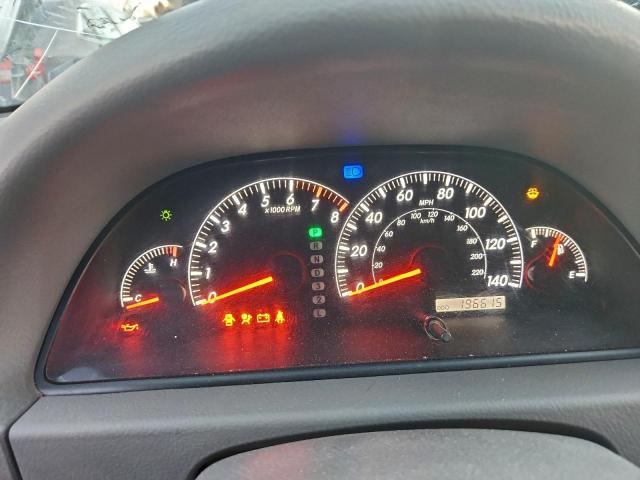 Toyota Camry Le Image 5