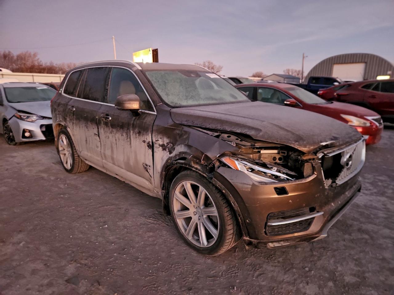 Volvo XC90 T6 Image 5