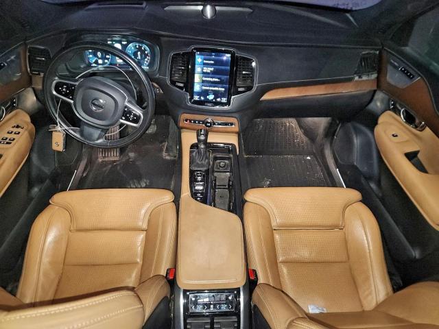 Volvo XC90 T6 Image 8
