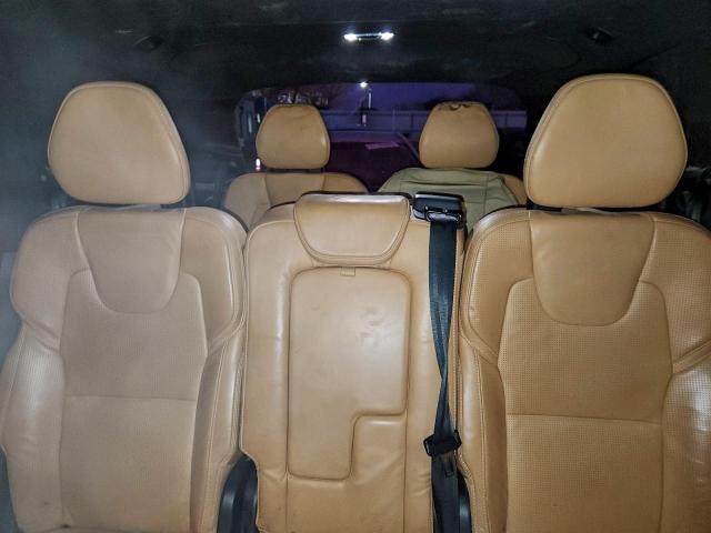 Volvo XC90 T6 Image 12