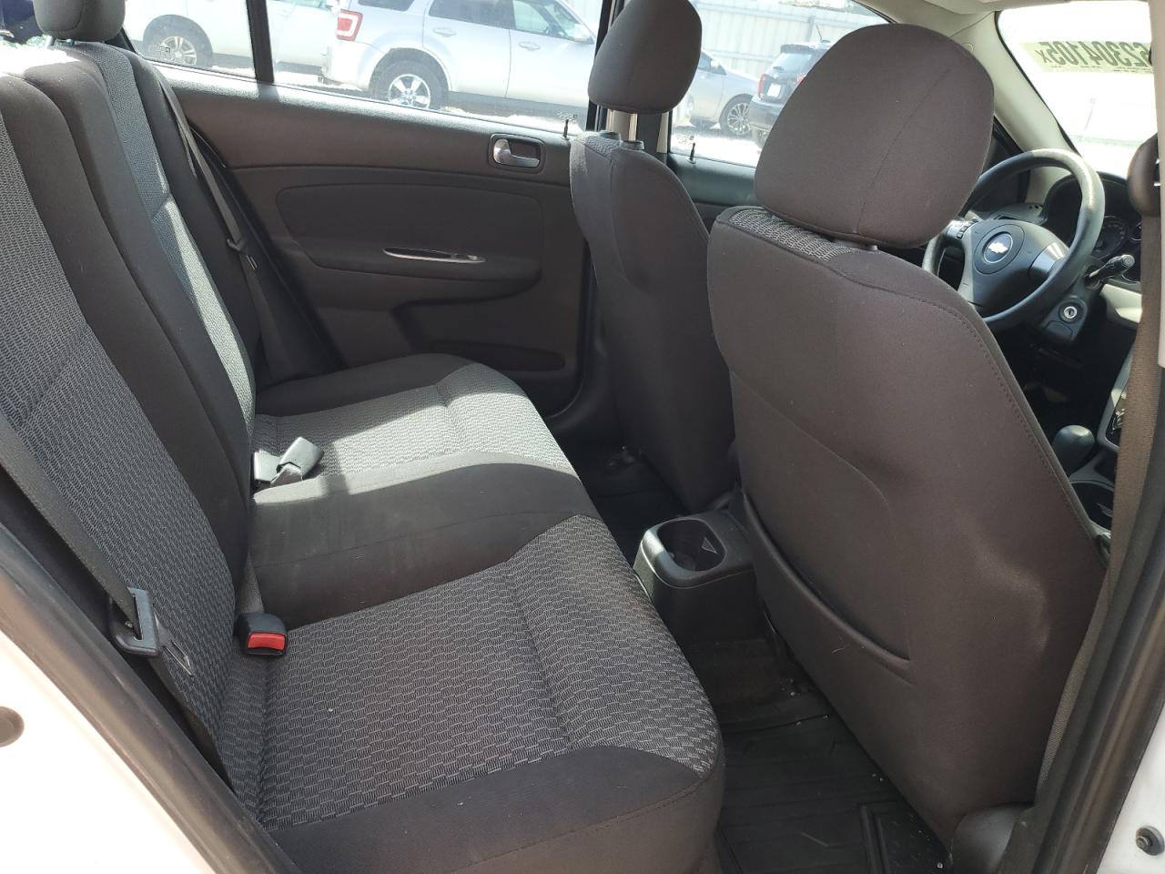 Chevrolet Cobalt 2lt Image 9