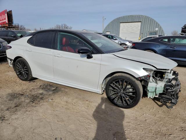 Toyota Camry Xse Image 6