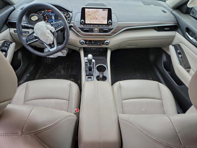 Nissan Altima Sl Image 2