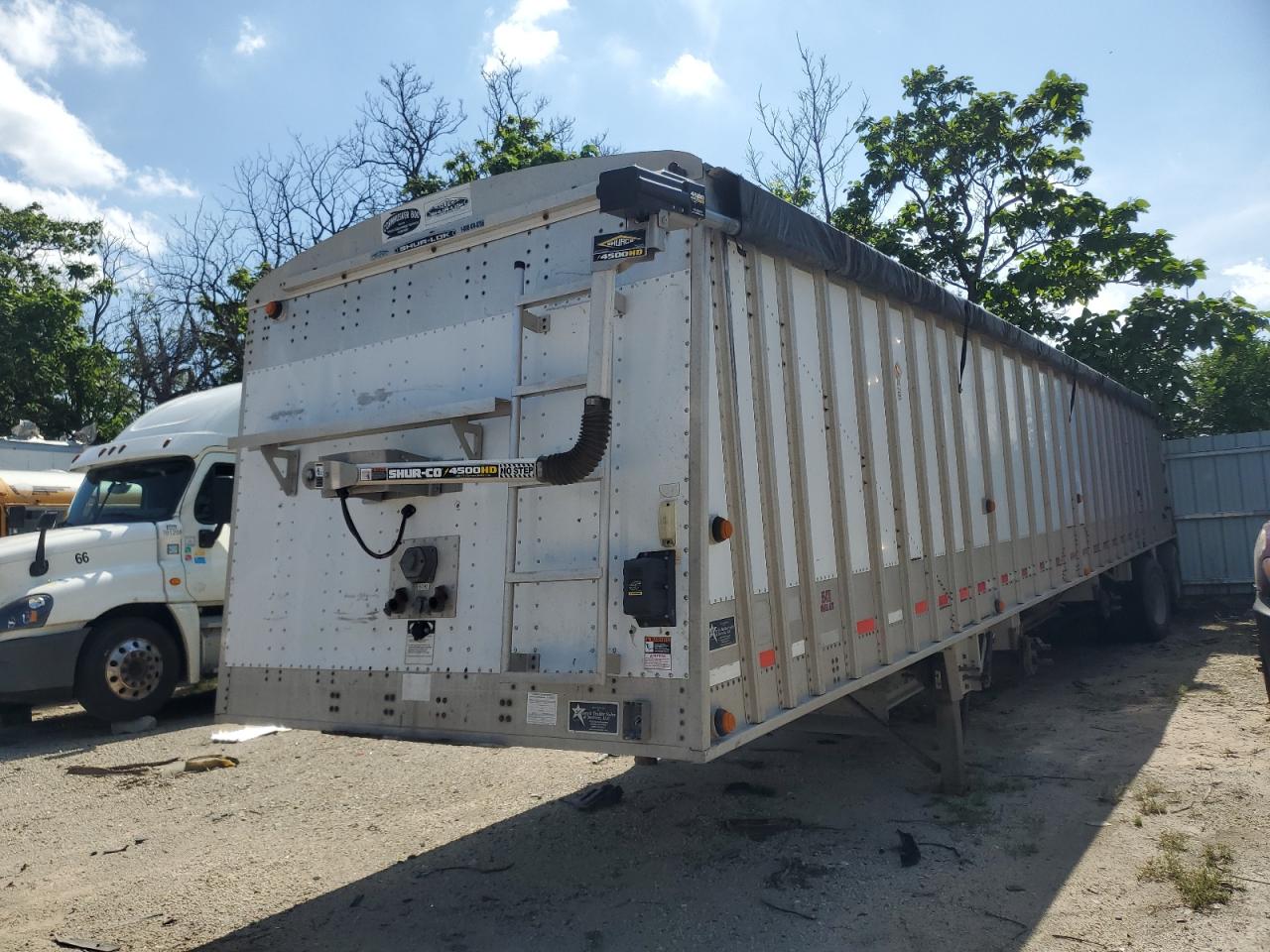 Cornhusker Grainopper Image 3