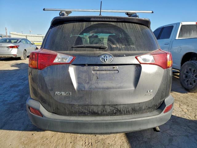 Toyota RAV4 Le Image 8