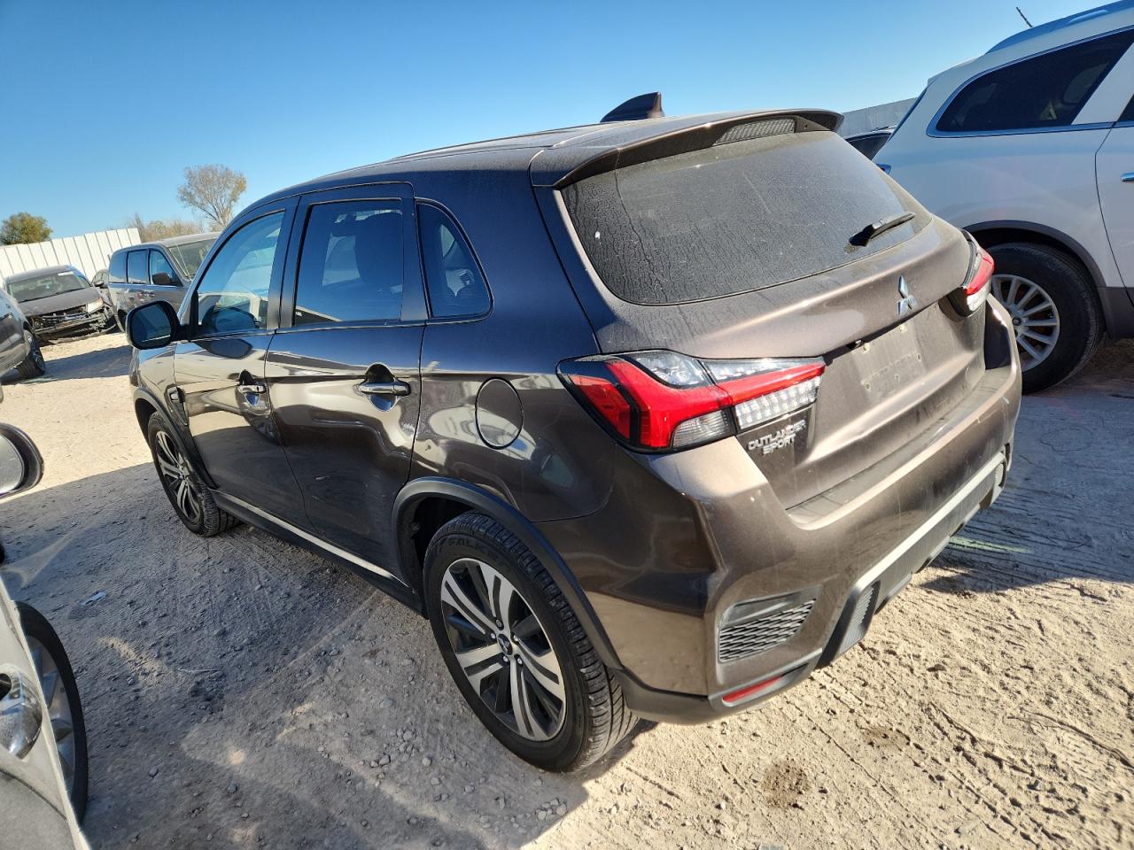 Mitsubishi Outlander Es Image 13