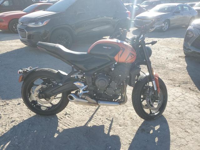  Salvage Triumph Motorcycle Trident 66