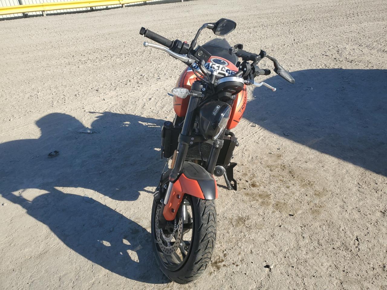 Triumph Motorcycle Trident 66 Image 2