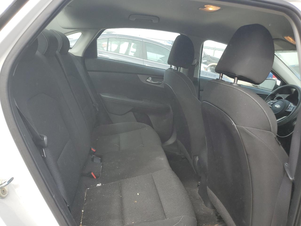 Kia Forte Fe Image 6