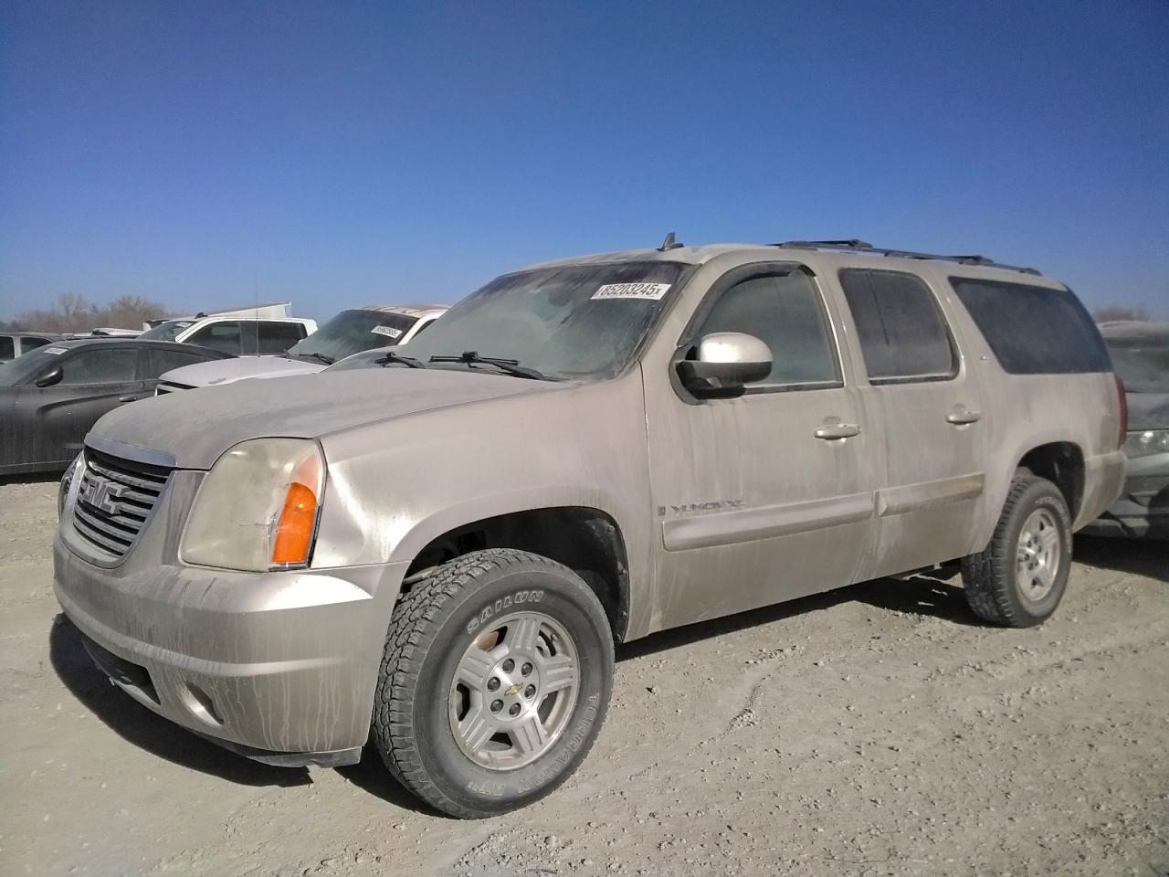 GMC Yukon K1500 Image 1