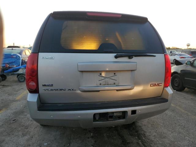 GMC Yukon K1500 Image 9