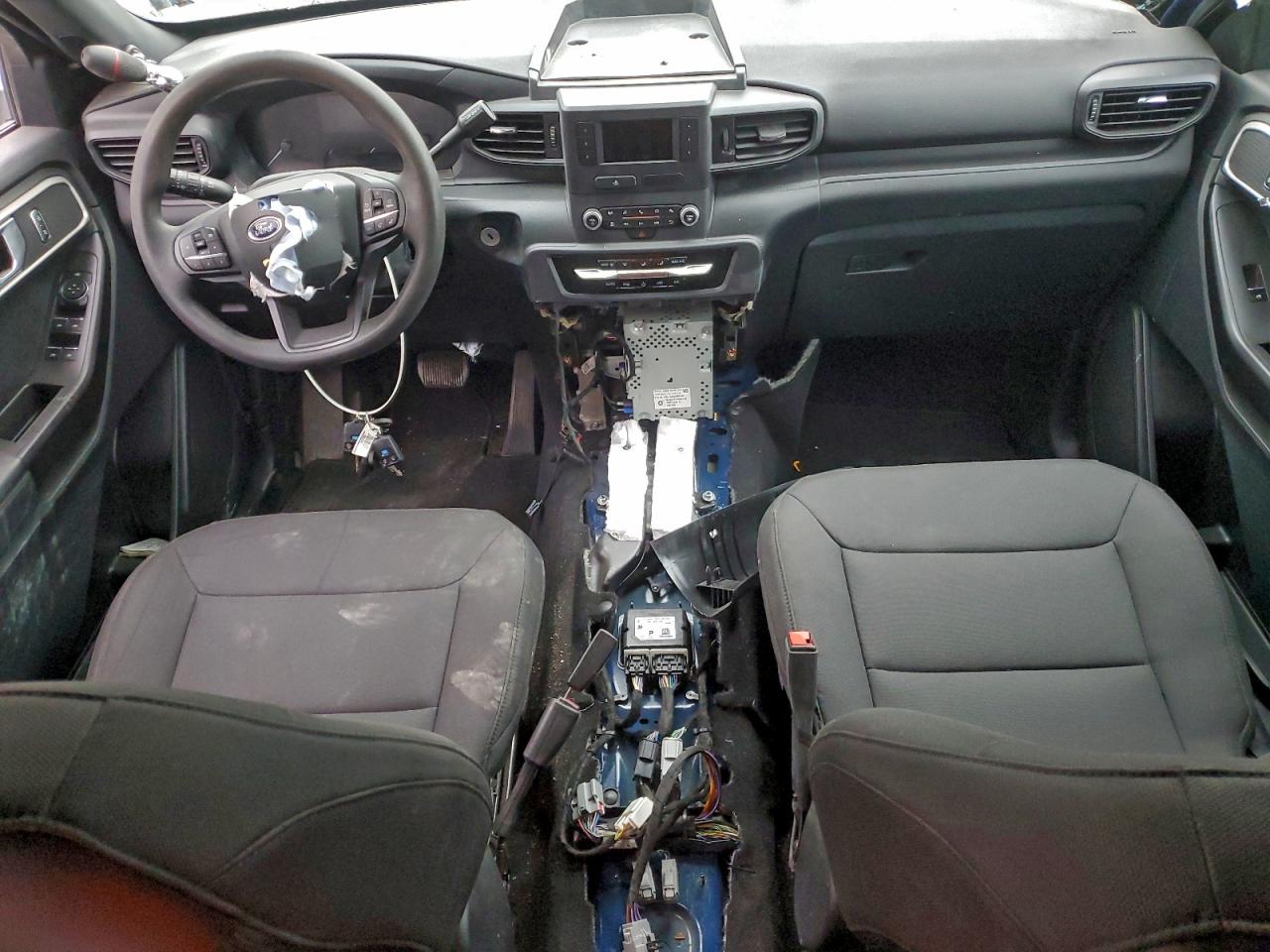 Ford Explorer Police Interceptor Image 10