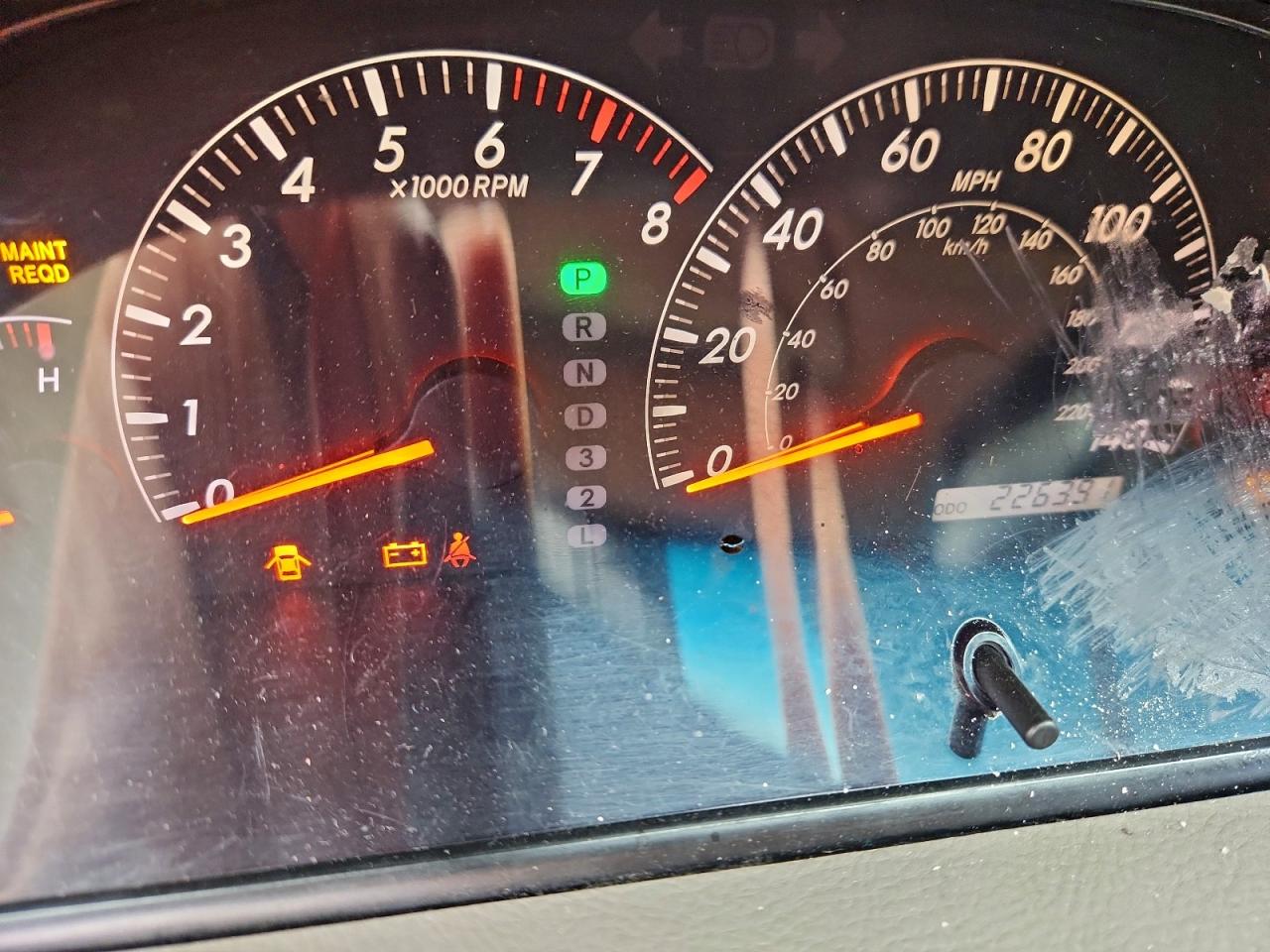 Toyota Camry Le Image 9