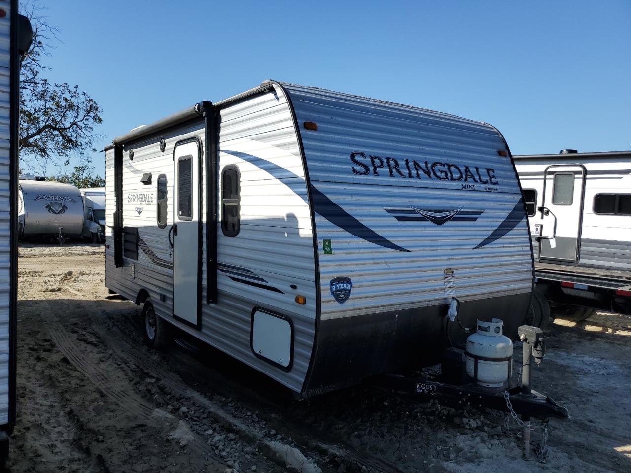 Sprg Trvltrlr Image 1