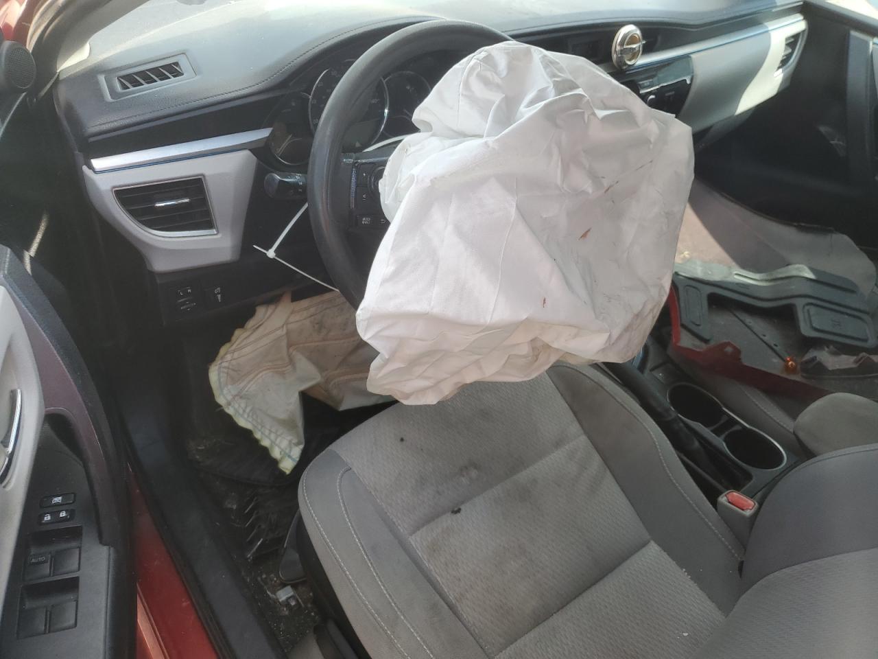 Toyota Corolla L Image 9