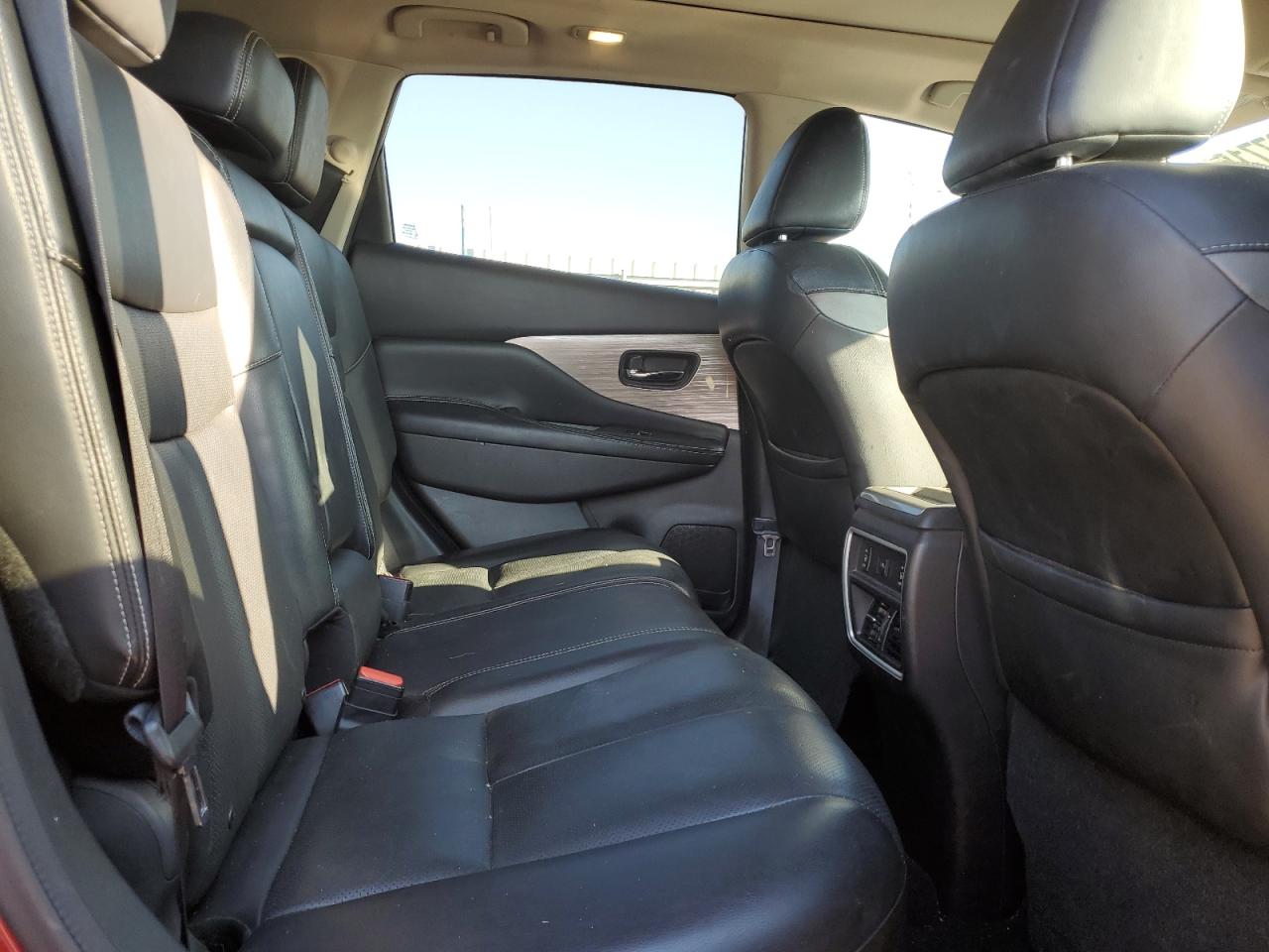 Nissan Murano S Image 11