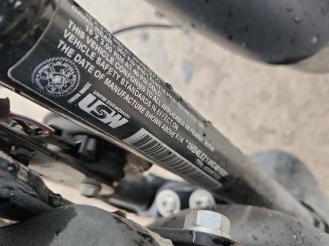 Harley-Davidson Xl Iron 883 Image 3