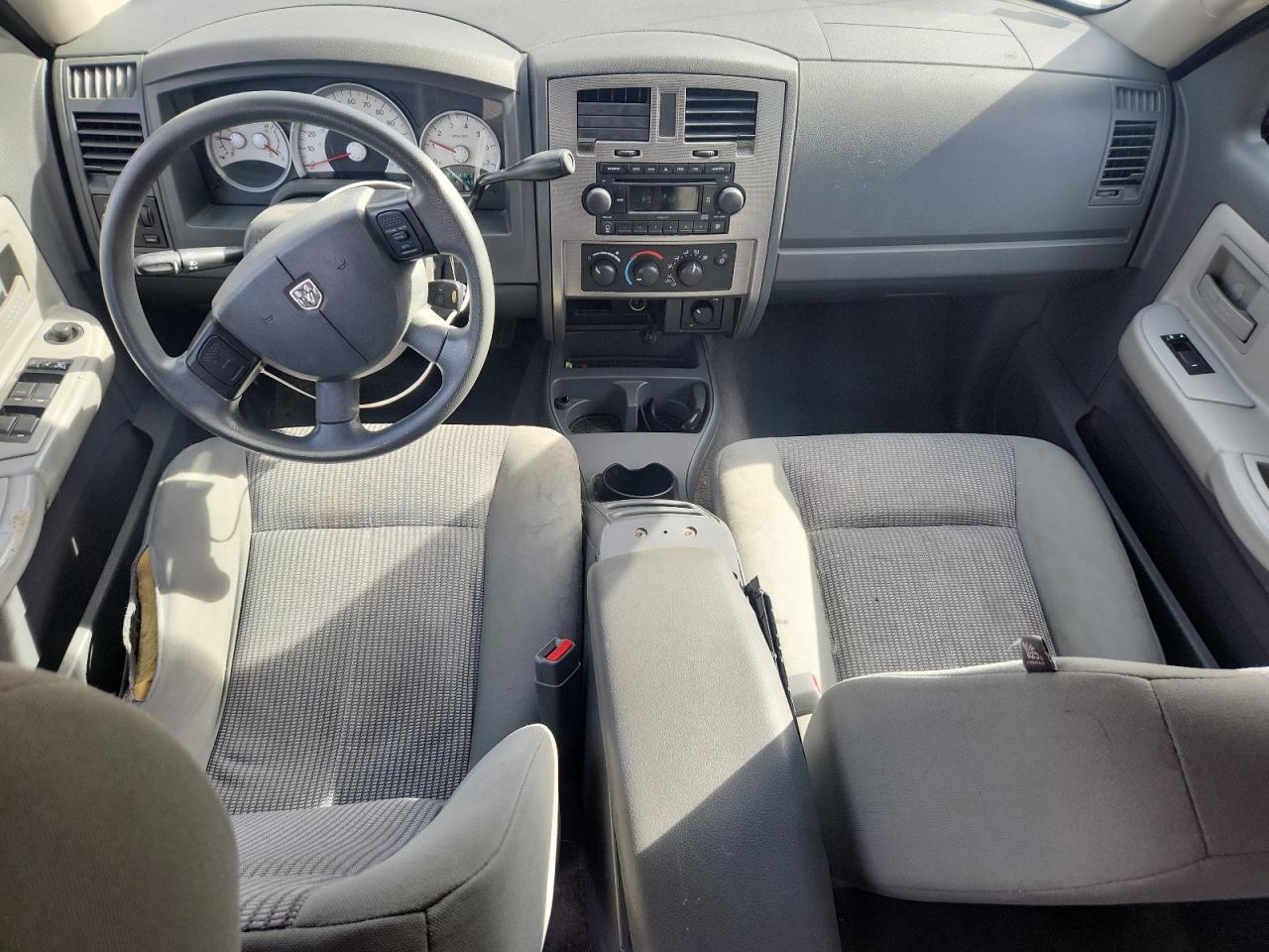 Dodge Dakota Quad Slt Image 8