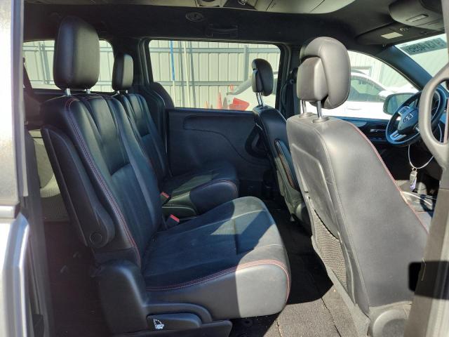 Dodge Caravan R/t Image 11