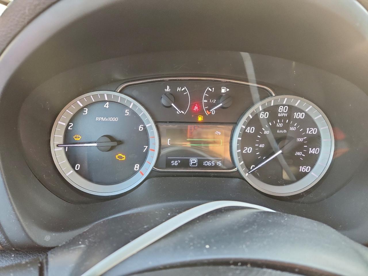 Nissan Sentra S Image 9