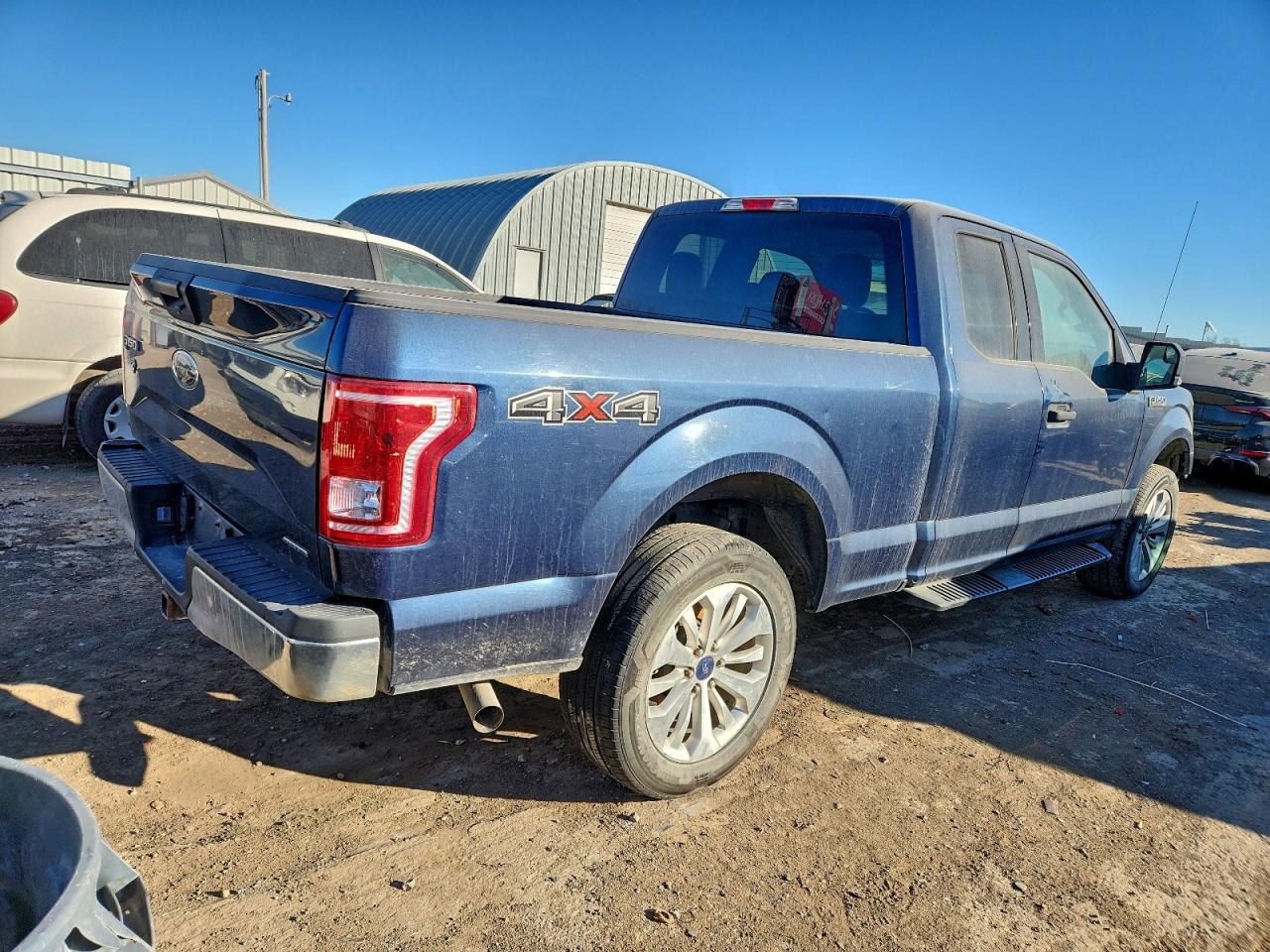 Ford F-150 Super Cab Image 11