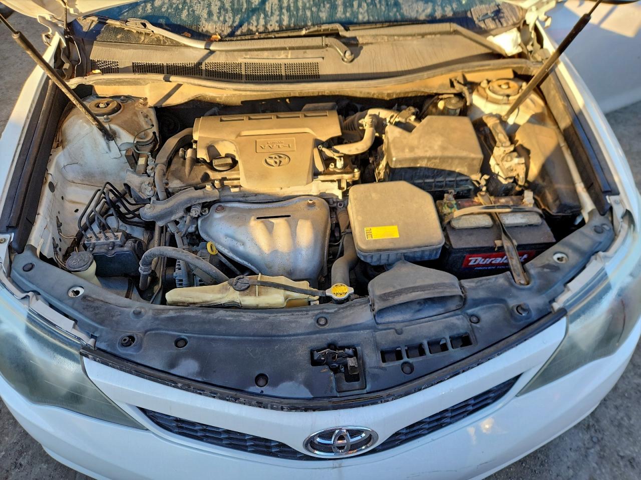 Toyota Camry Base Image 10