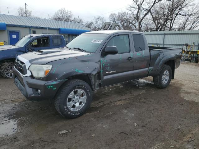  Salvage Toyota Tacoma