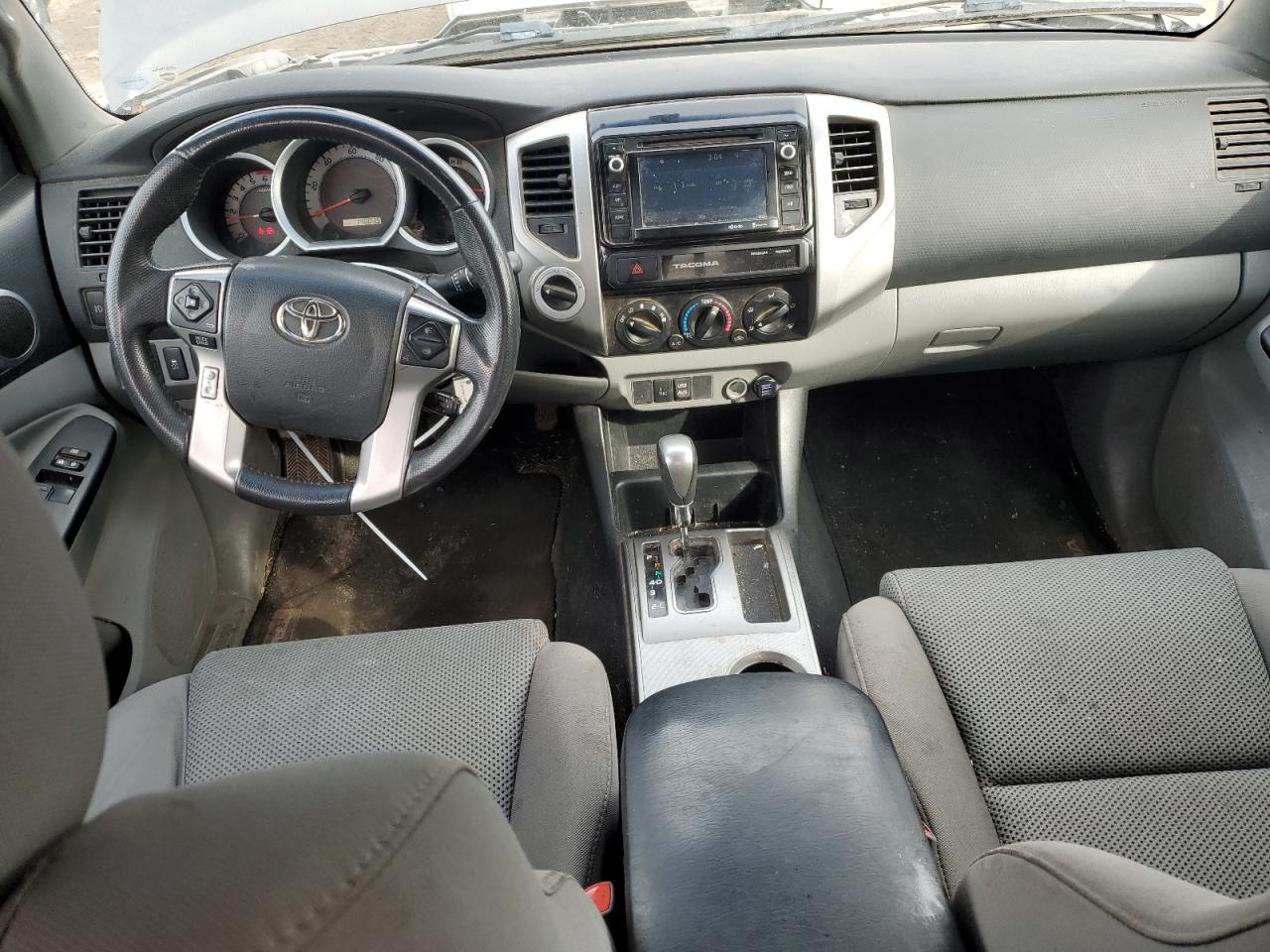 Toyota Tacoma Access Cab Image 9