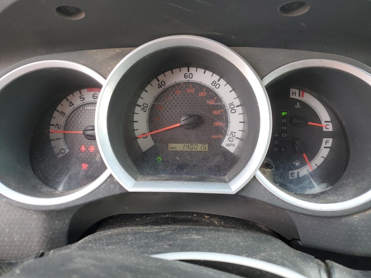 Toyota Tacoma Access Cab Image 11