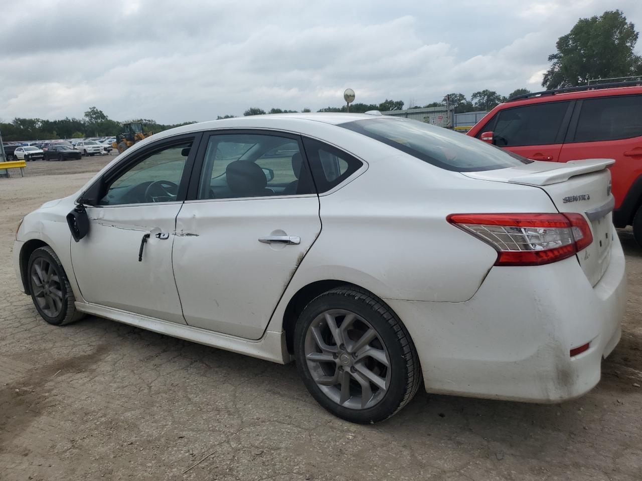 Nissan Sentra S Image 2