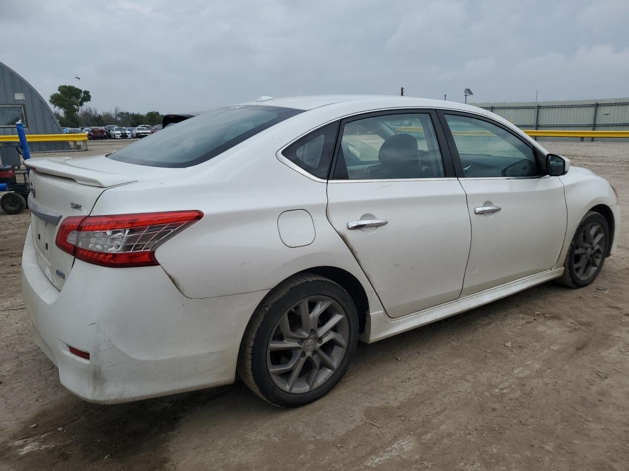 Nissan Sentra S Image 4