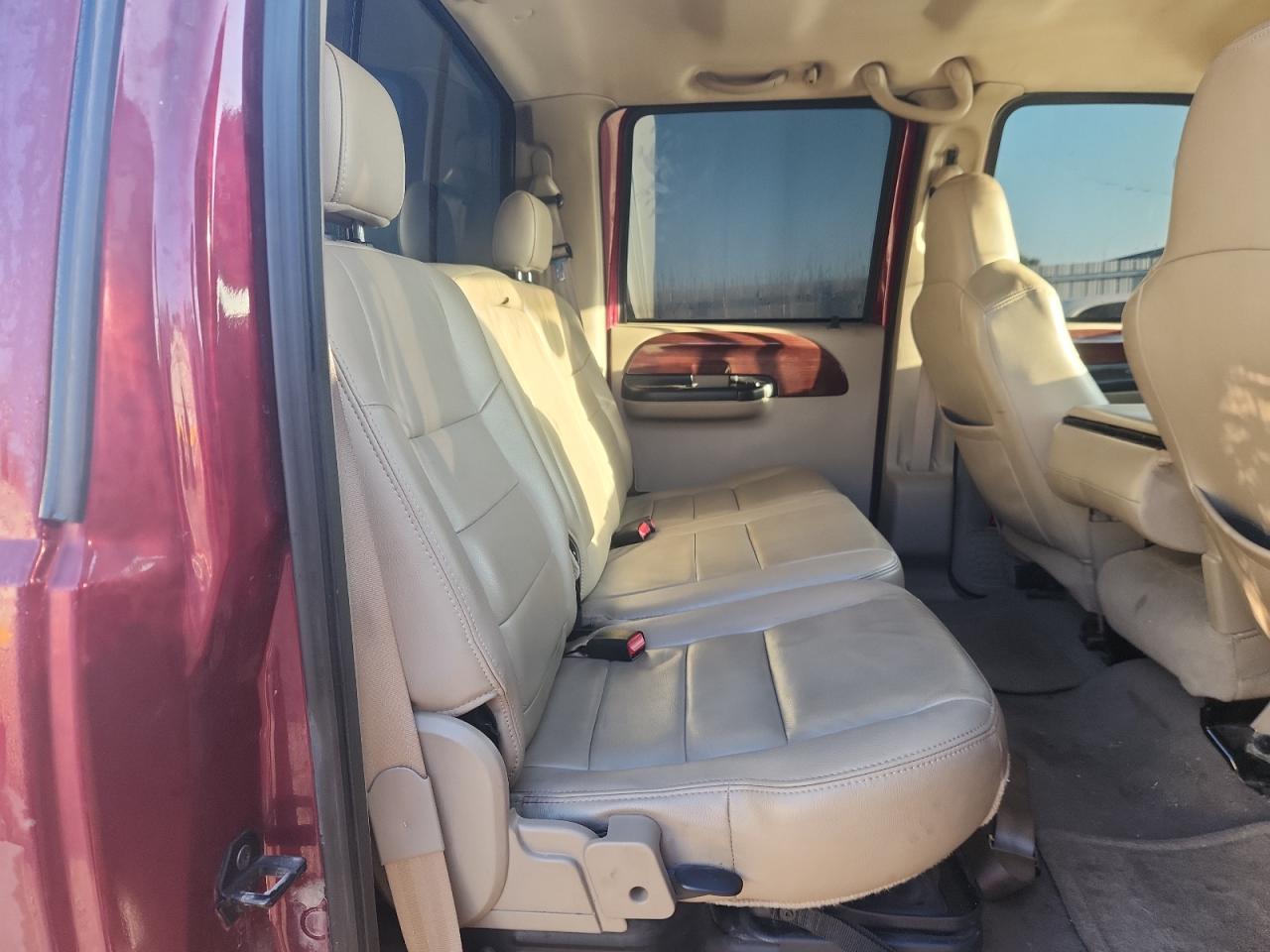 Ford F-350 Srw Super Duty Image 12